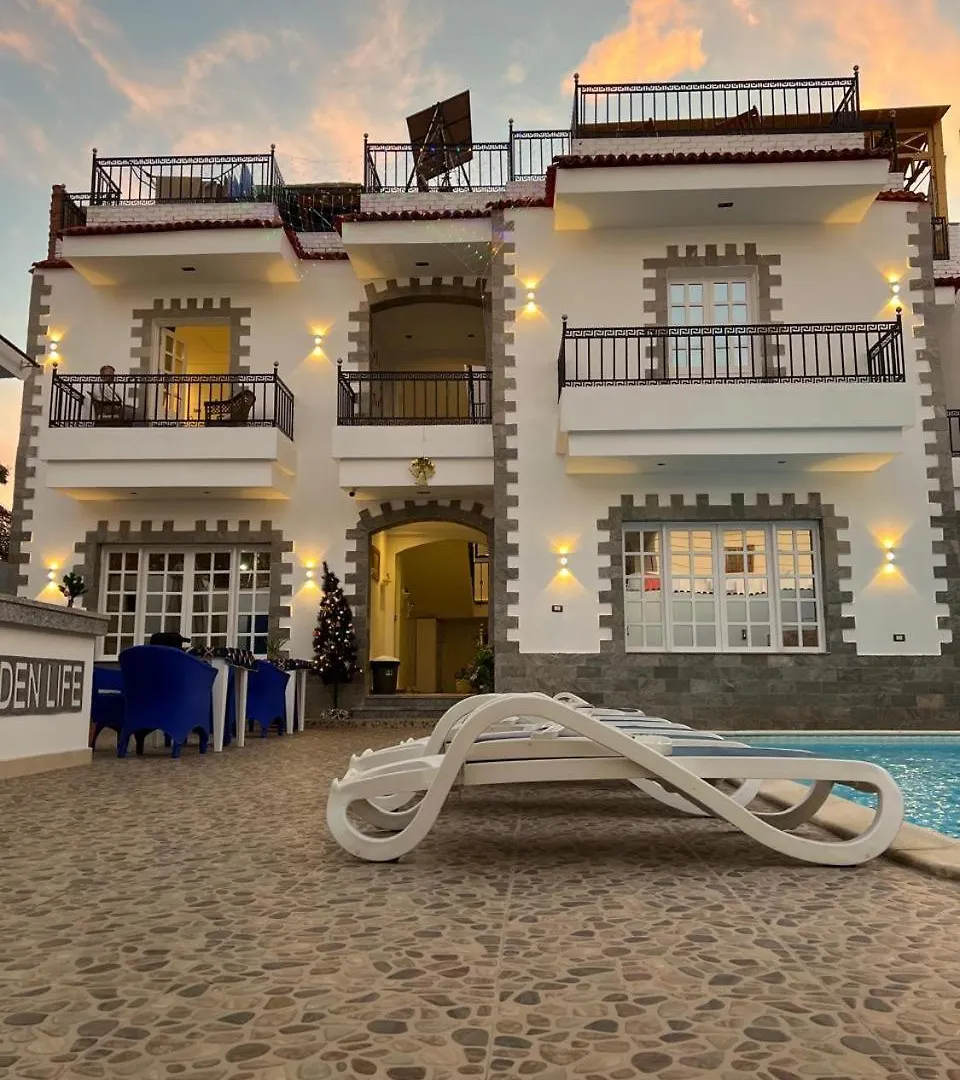 Appartamento Villa Golden Life Apartments, New Property With Pool Access Luxor Egitto