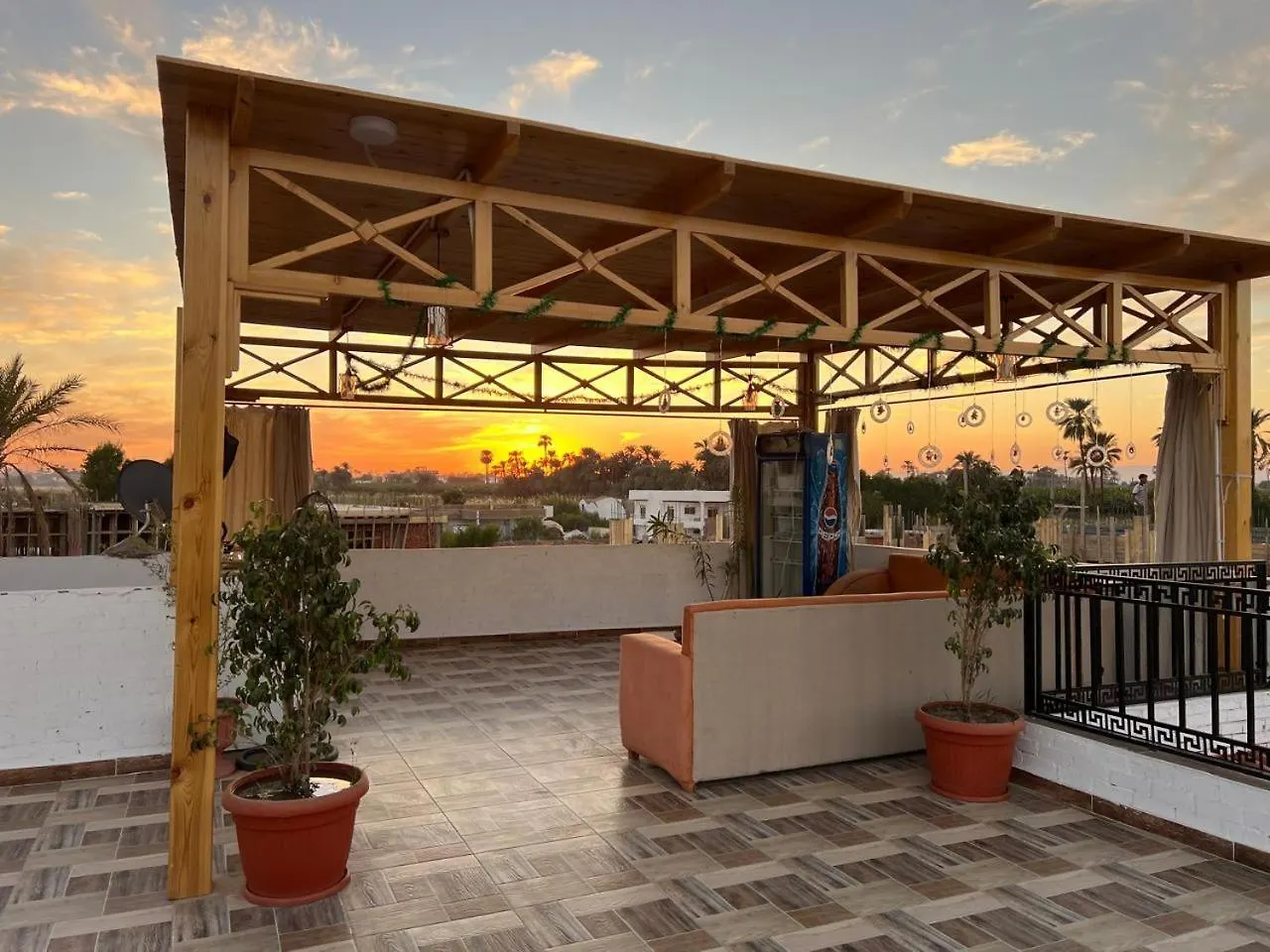 לוקסור Villa Golden Life Apartments, New Property With Pool Access 0*,  מצרים