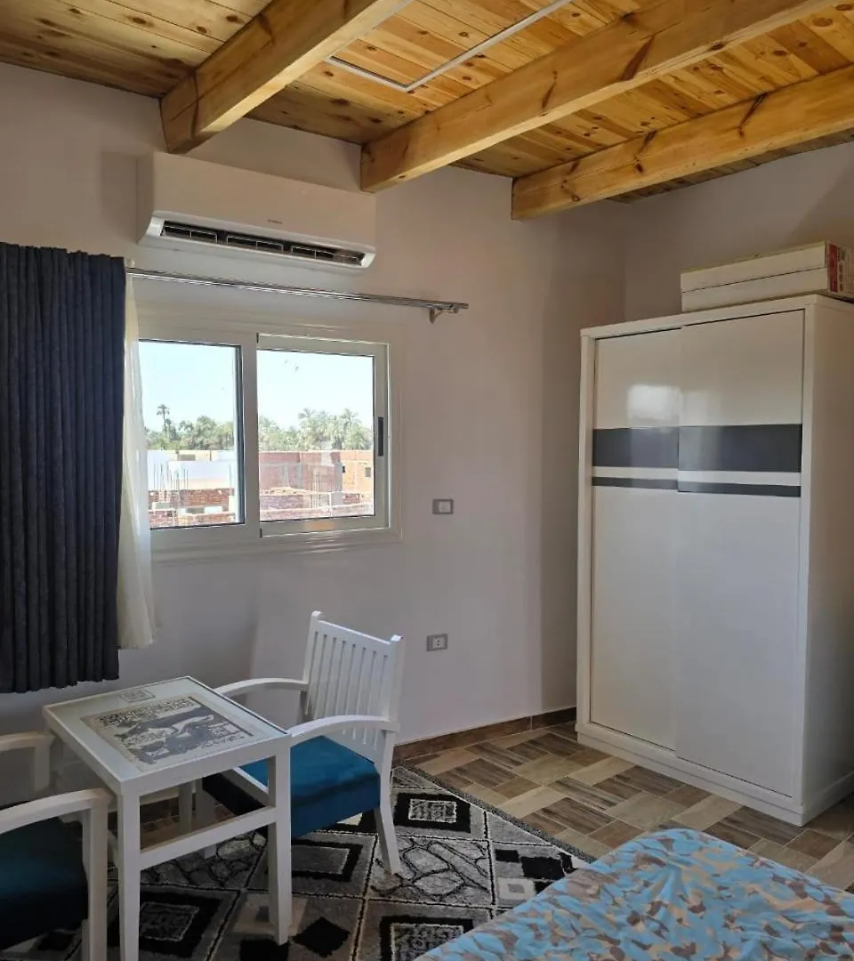 לוקסור Villa Golden Life Apartments, New Property With Pool Access